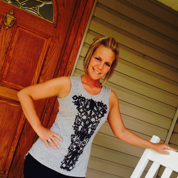 Meet your Posher, Brittney - Picture 1 of 1